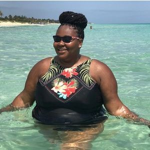 Meet your Posher, Alana